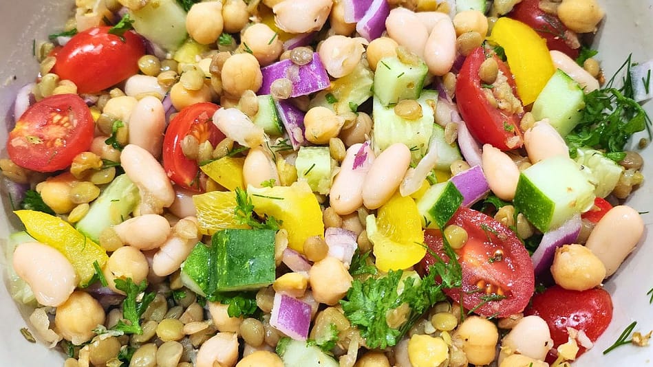 Fit Fusion Hacks Mediterranean High Protein Bean Salad (Meal Prep-Friendly!)