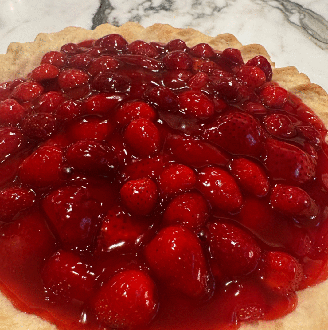 Fit Fusion Hacks Strawberry Cream Pie - SHK