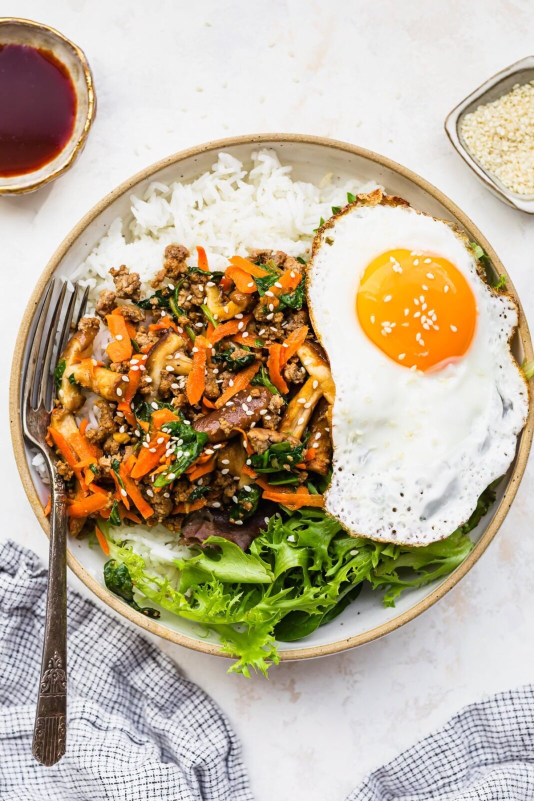 Ground Beef Bibimbap (Easy One-Skillet Recipe)